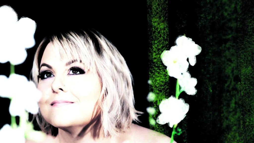 Lyn Bowtell Lyn Bowtell