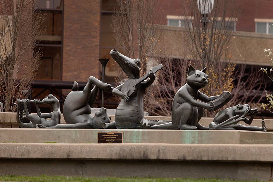 Amazing Music Sculptures - 11262012_jamboree031