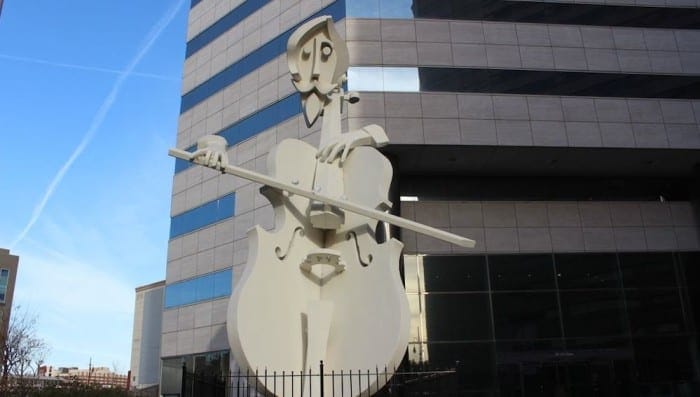 Amazing Music Sculptures - virtuoso-sculpture-downtown-houston-david-adickes-700x397
